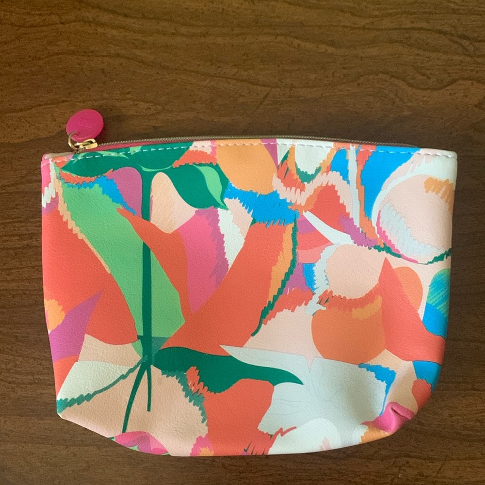 *5/$5* NWOT Ipsy Floral Accessory Bag
